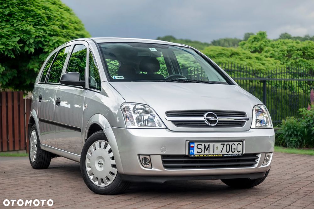 Opel Meriva 1.6 16V Essentia Easytronic - 1