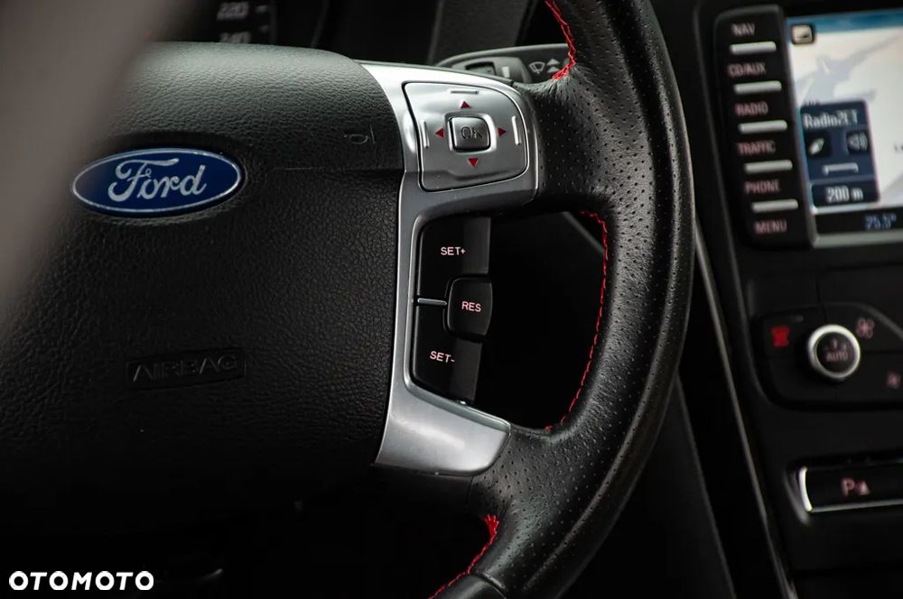 Ford Mondeo 2.0 EcoBoost Titanium S - 34