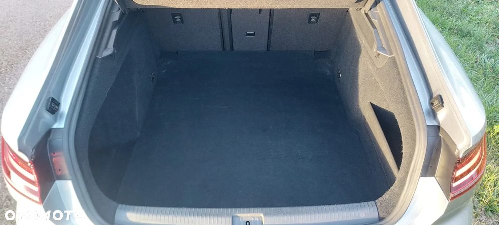 Volkswagen Arteon 2.0 TDI SCR DSG R-Line Edition - 29