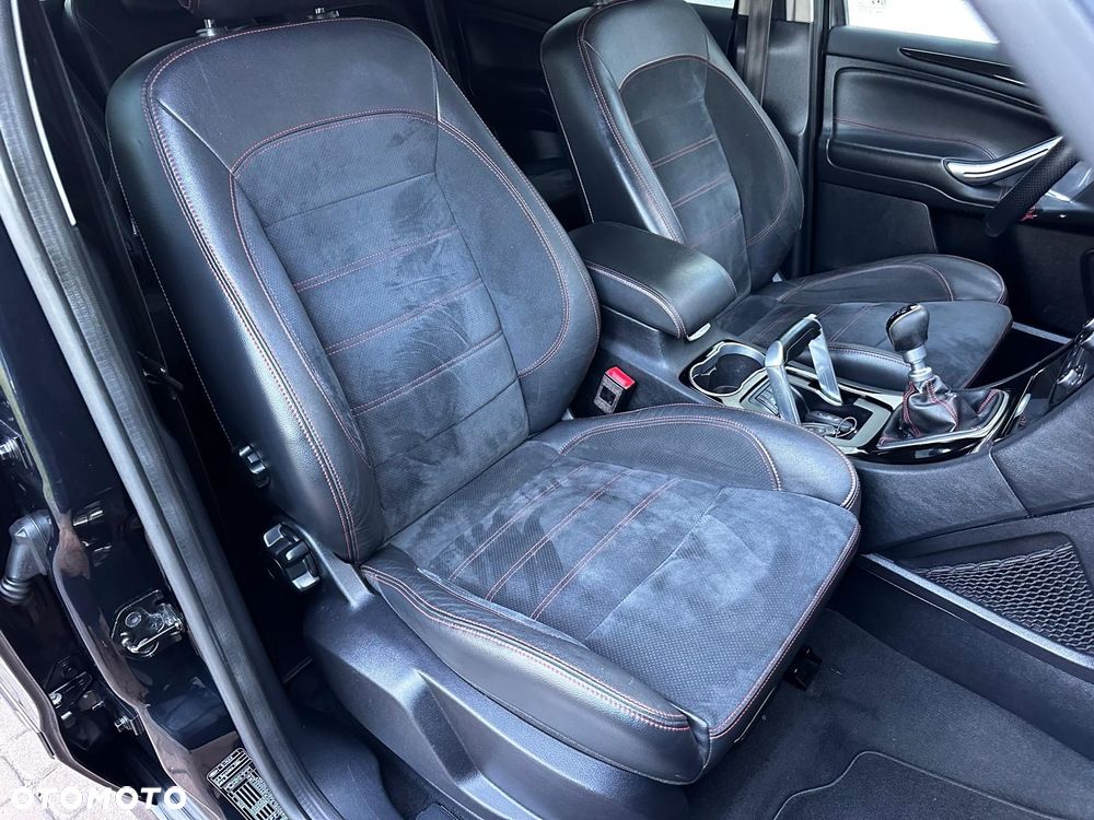 Ford S-Max - 29