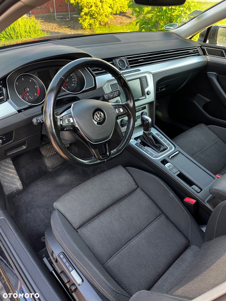 Volkswagen Passat 2.0 TDI SCR Comfortline DSG - 6