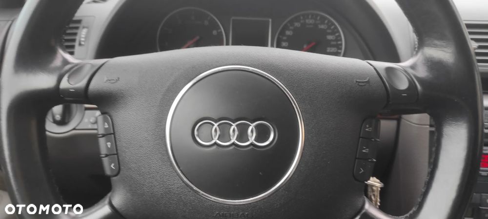 Audi A4 Avant 3.0 Multitronic - 20