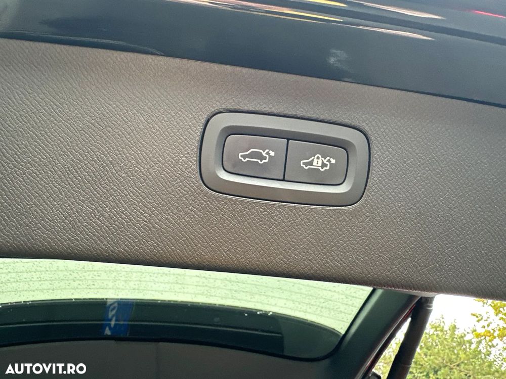 Volvo XC 90 - 26