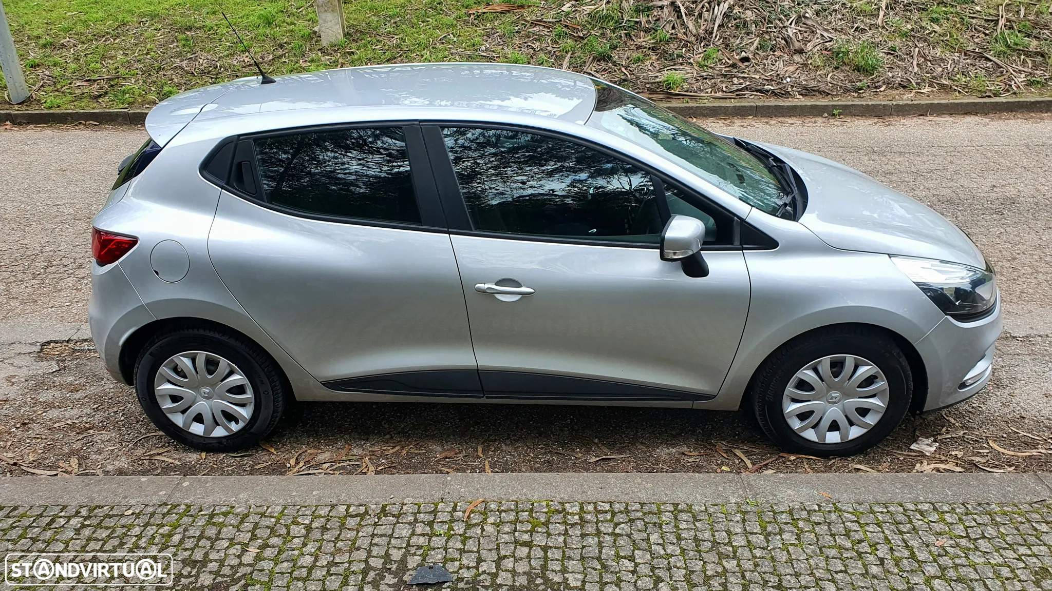 Renault Clio 1.5 dCi Zen - 22
