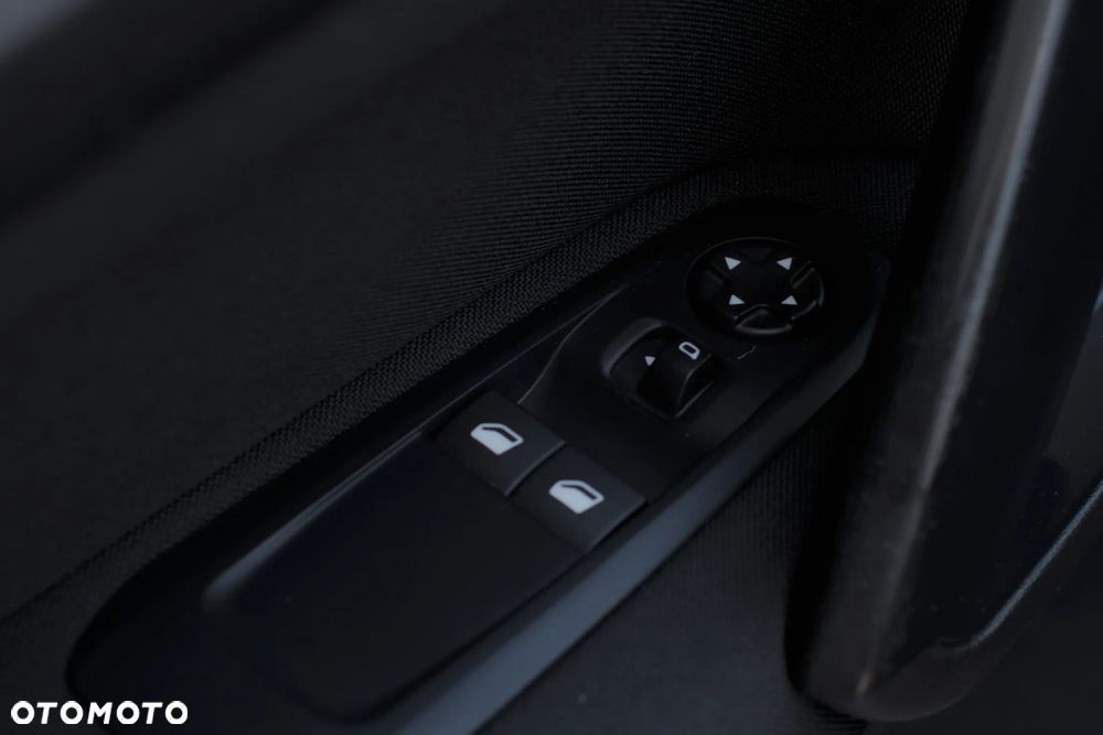 Peugeot 308 BlueHDi 100 Stop & Start Access - 24