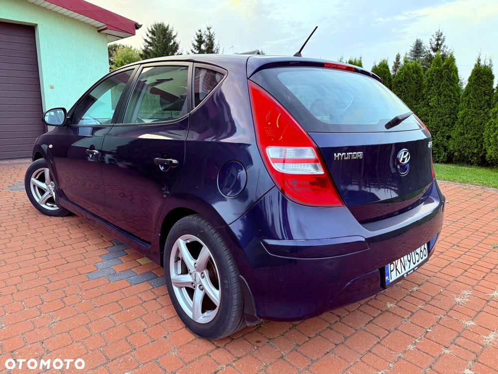 Hyundai i30 1.4 Blue Classic - 2