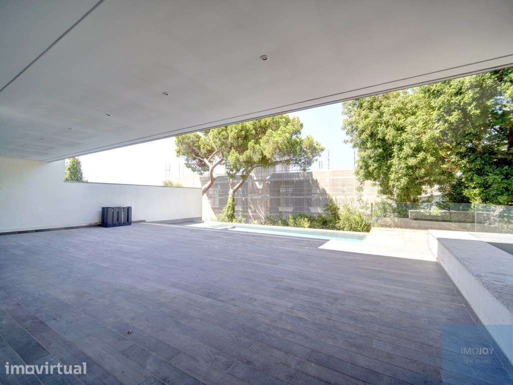 Apartamento T3+1 Duplex com Piscina no Estoril com vista mar - Grande imagem: 3/38