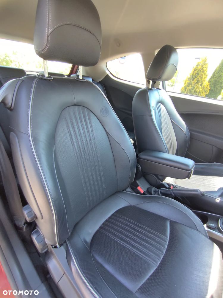 Alfa Romeo Mito 1.4 TB MultiAir Distinctive S&S TCT - 23