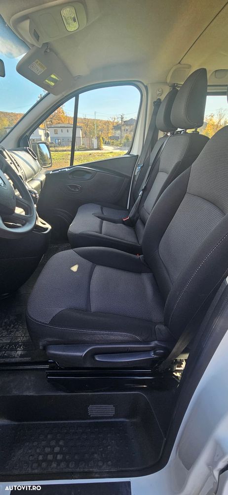 Renault Trafic 2.0 Blue dCi 120 Combi L2H1 8+1 locuri Authentique - 9