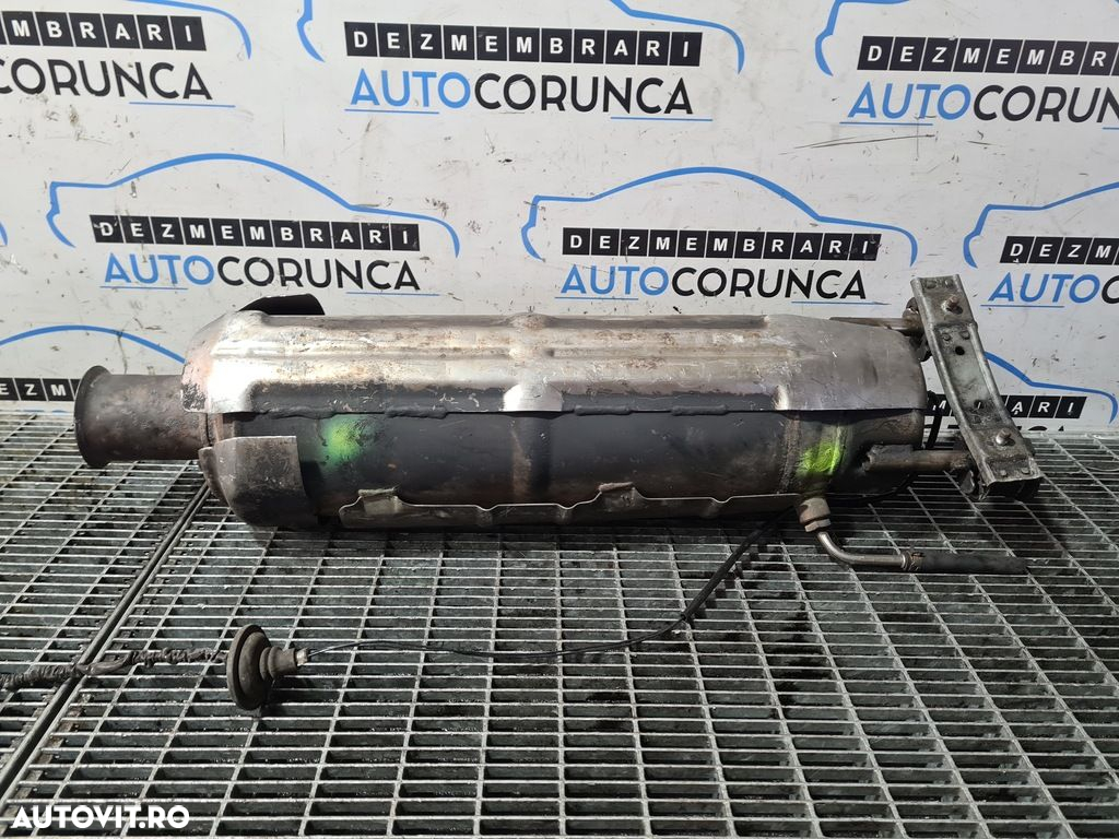 Filtru de particule Mitsubishi Outlander Facelift 2.2 D (720) - 2