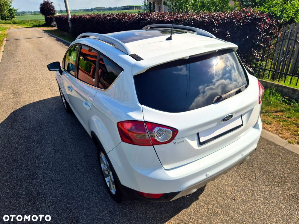 Ford Kuga 2.0 TDCi 4x4 Titanium - 12