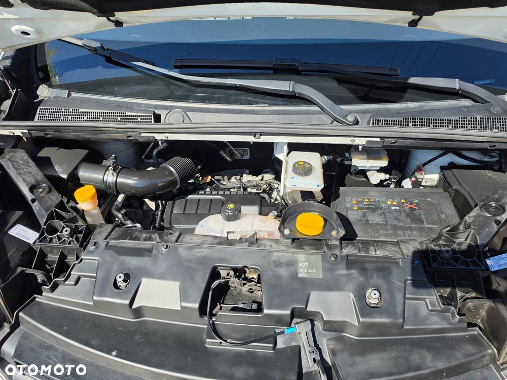 Renault Trafic - 22
