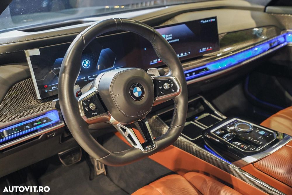 BMW Seria 7 740d xDrive MHEV - 19