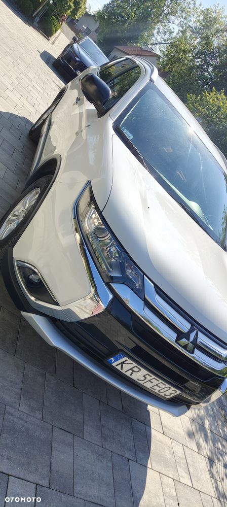 Mitsubishi Outlander 2.0 Invite + 2WD - 8