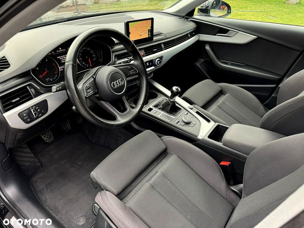Audi A4 Avant 2.0 TDI ultra sport - 30