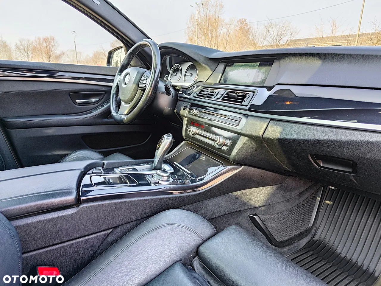BMW Seria 5 525d xDrive Touring Sport-Aut - 11