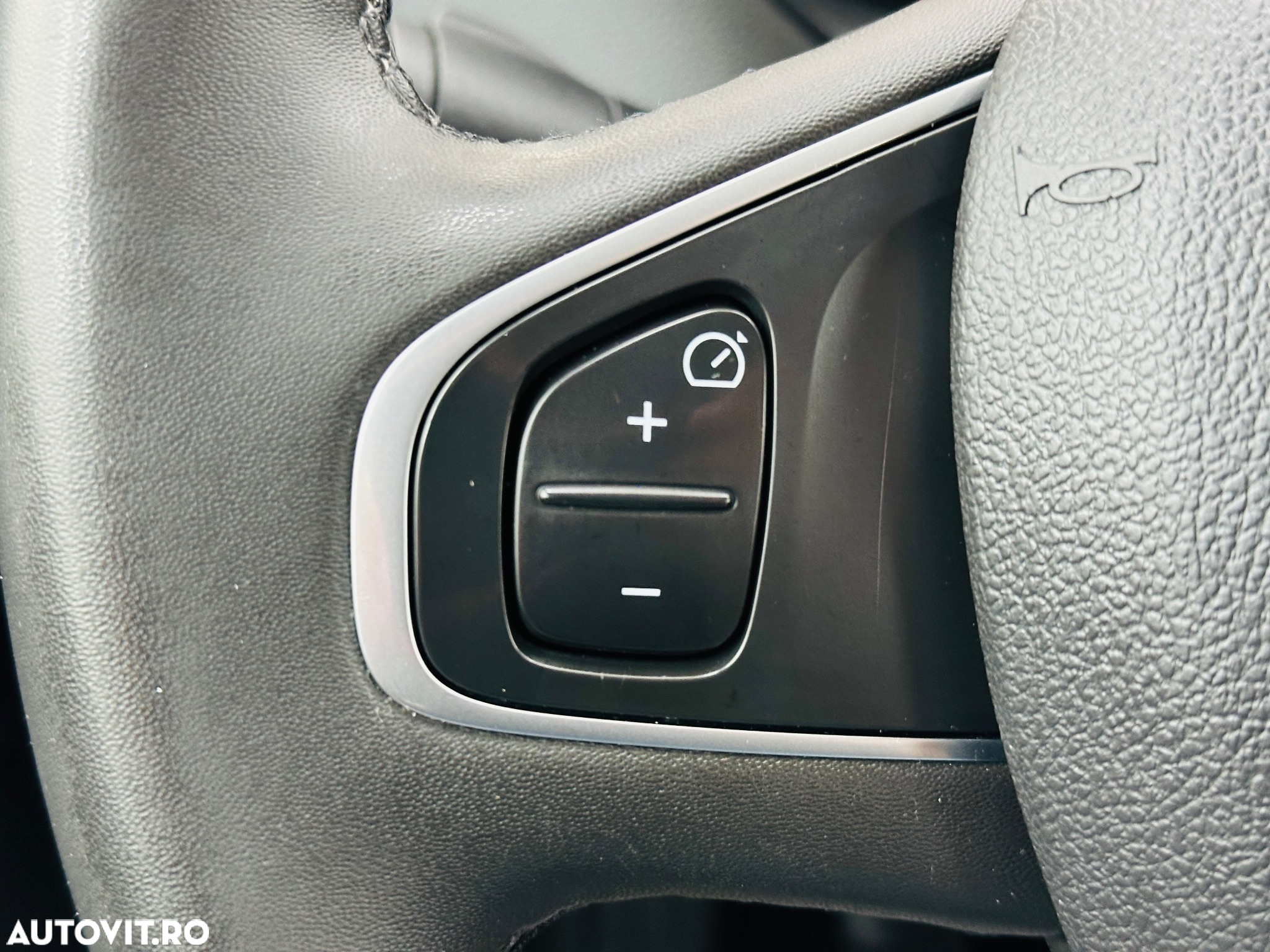 Renault Captur - 33