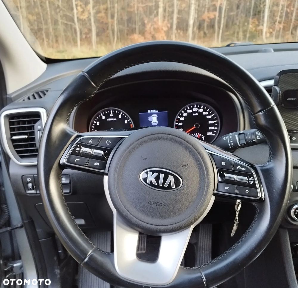 Kia Sportage - 16