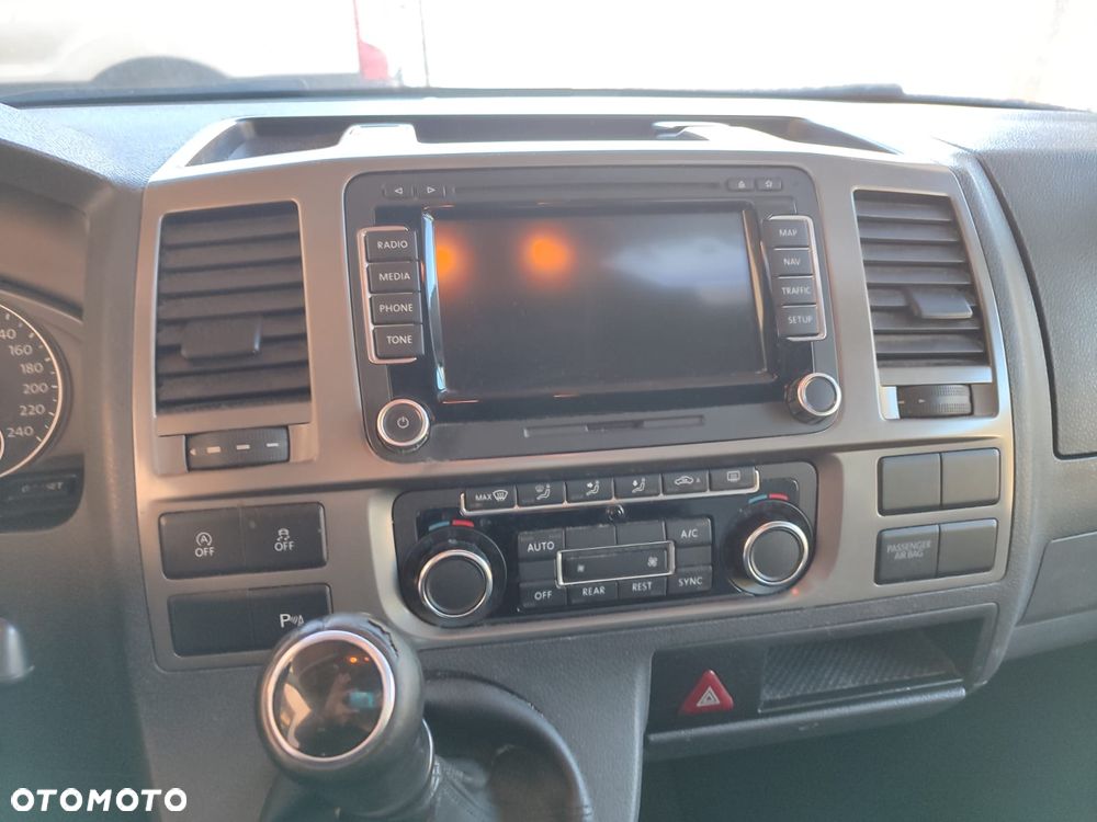 Volkswagen California - 11