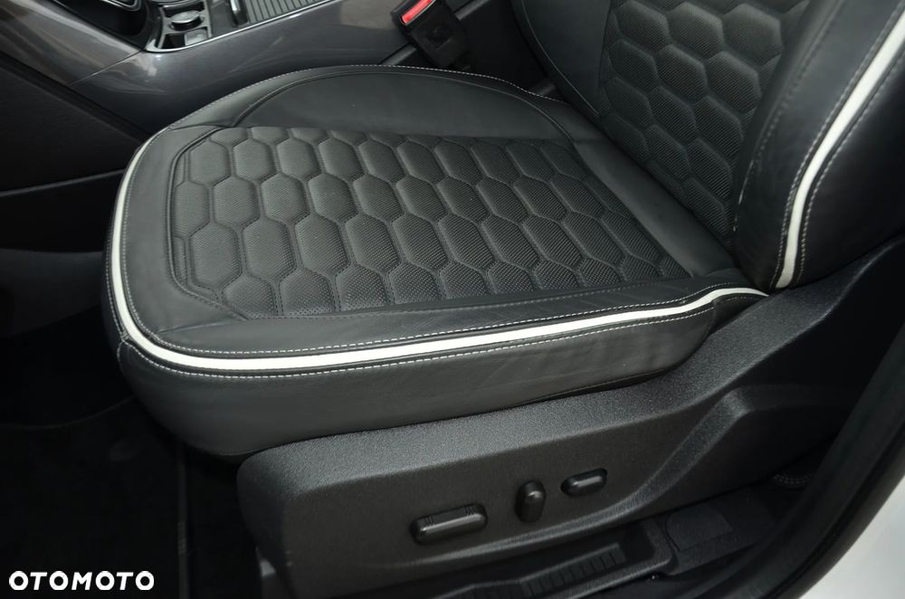 Ford Kuga Vignale 2.0 TDCi FWD - 31