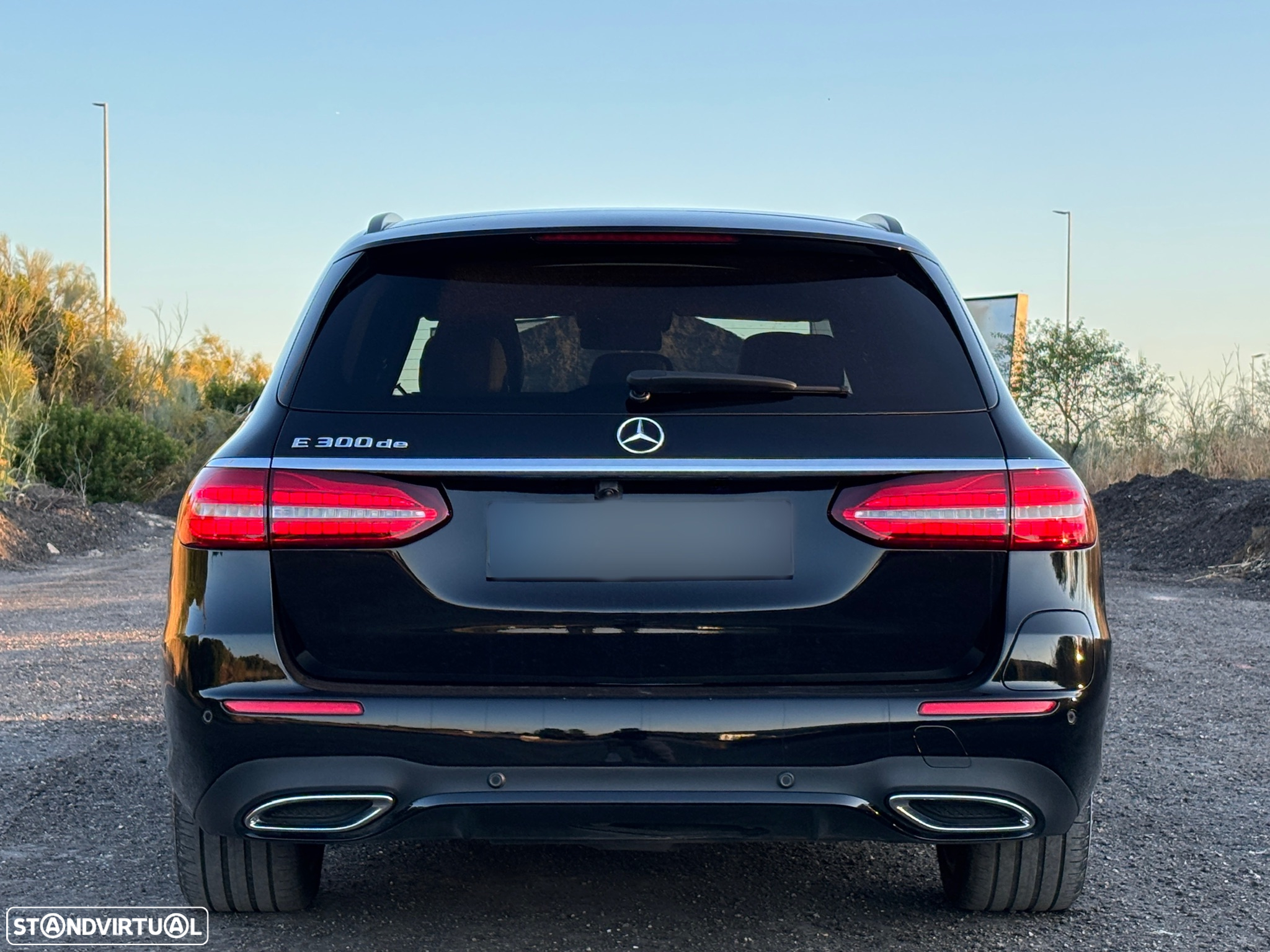Mercedes-Benz E 300 de AMG Line - 4