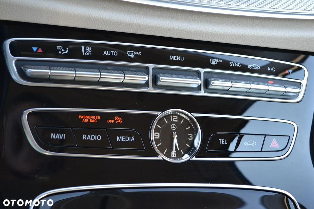 Mercedes-Benz Klasa E 200 d 9G-TRONIC Avantgarde - 31