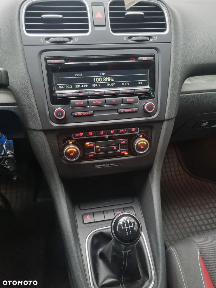 Volkswagen Golf 1.2 TSI MATCH - 15