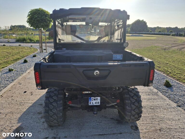 Can-Am Inny - 5