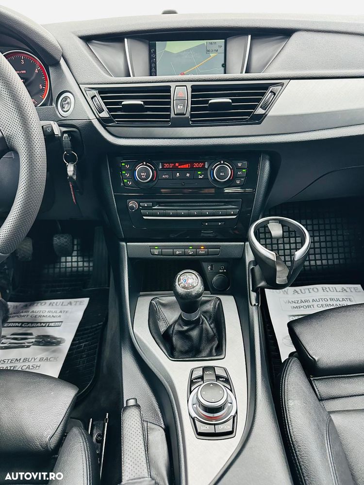 BMW X1 xDrive18d Sport Line - 29