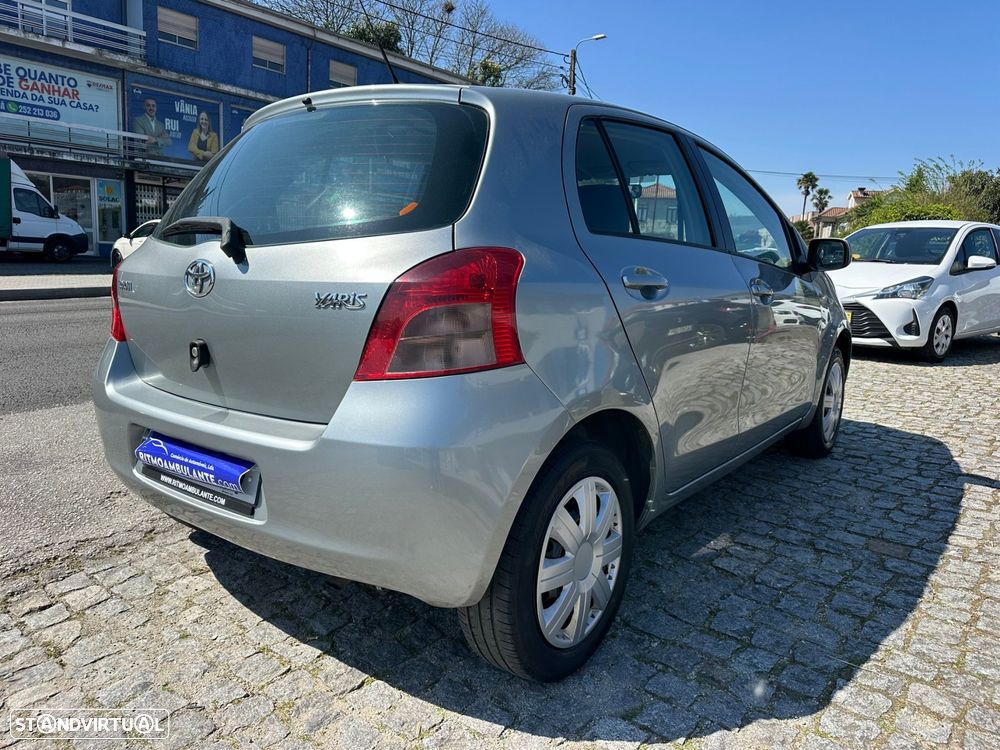 Toyota Yaris 1.0 VVT-i AC - 5