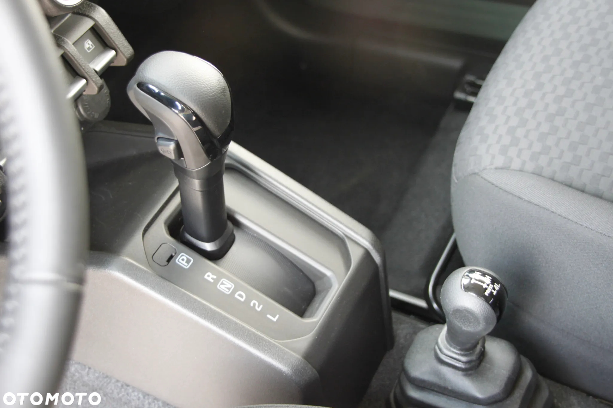 Suzuki Jimny 1.5 Elegance - 14