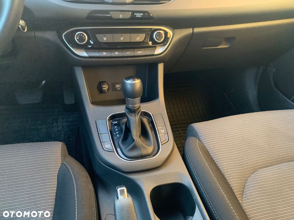 Hyundai i30 1.0 T-GDI Modern DCT - 14