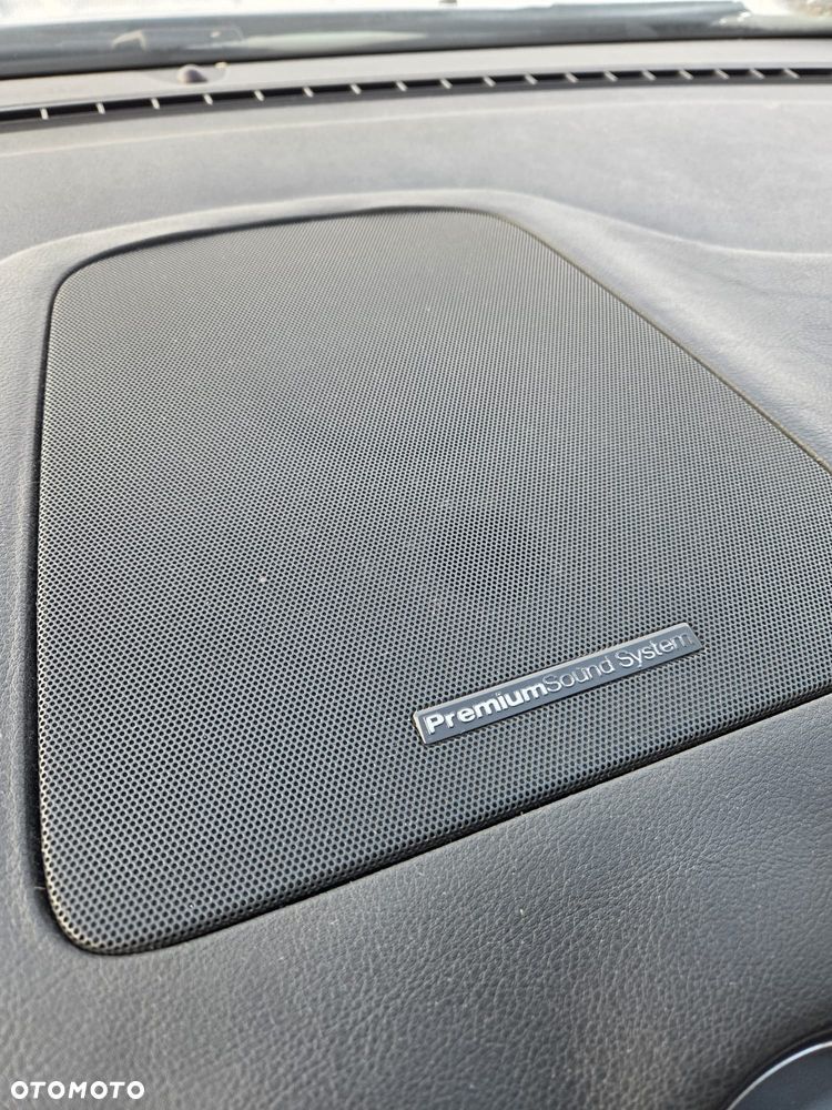 Ford S-Max 2.2 TDCi DPF Titanium X - 24