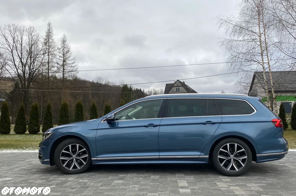 Volkswagen Passat 2.0 TDI (BlueMotion Technology) Trendline - 1