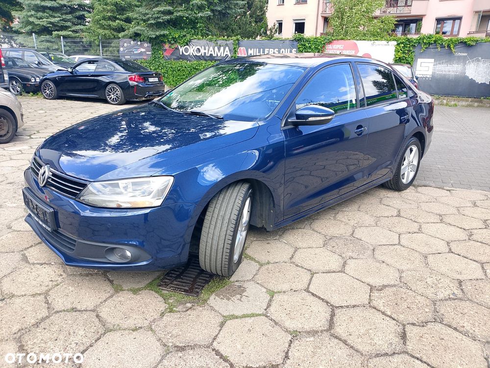 Volkswagen Jetta 1.2 TSI Comfortline Perfectline - 1