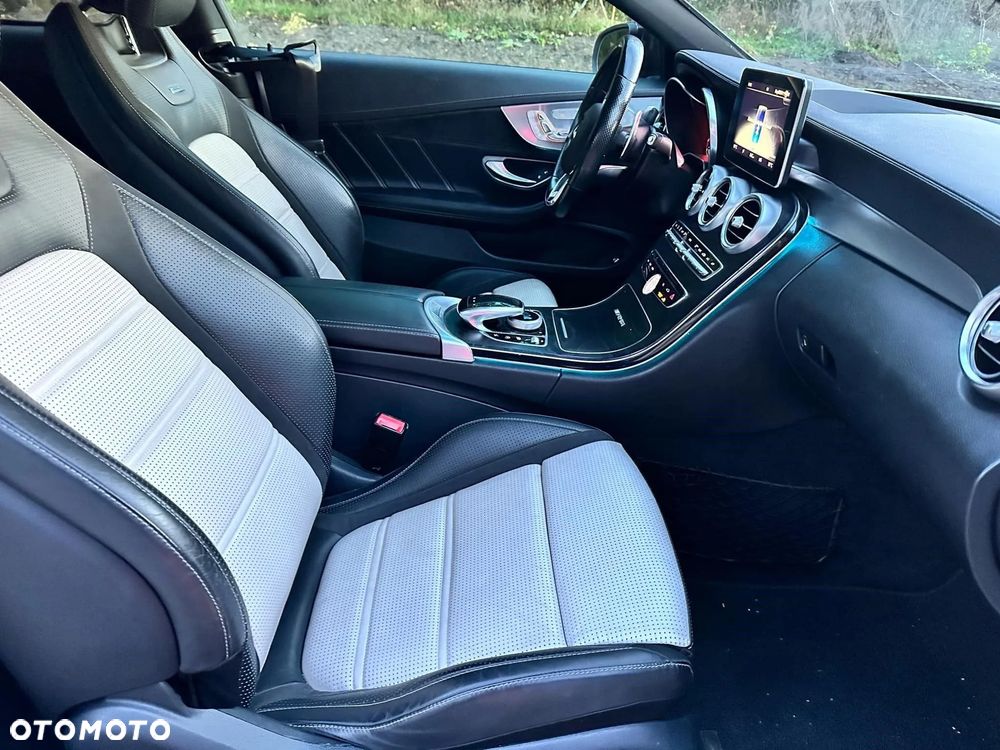 Mercedes-Benz Klasa C AMG 63 S AMG Speedshift 7G-MCT - 15