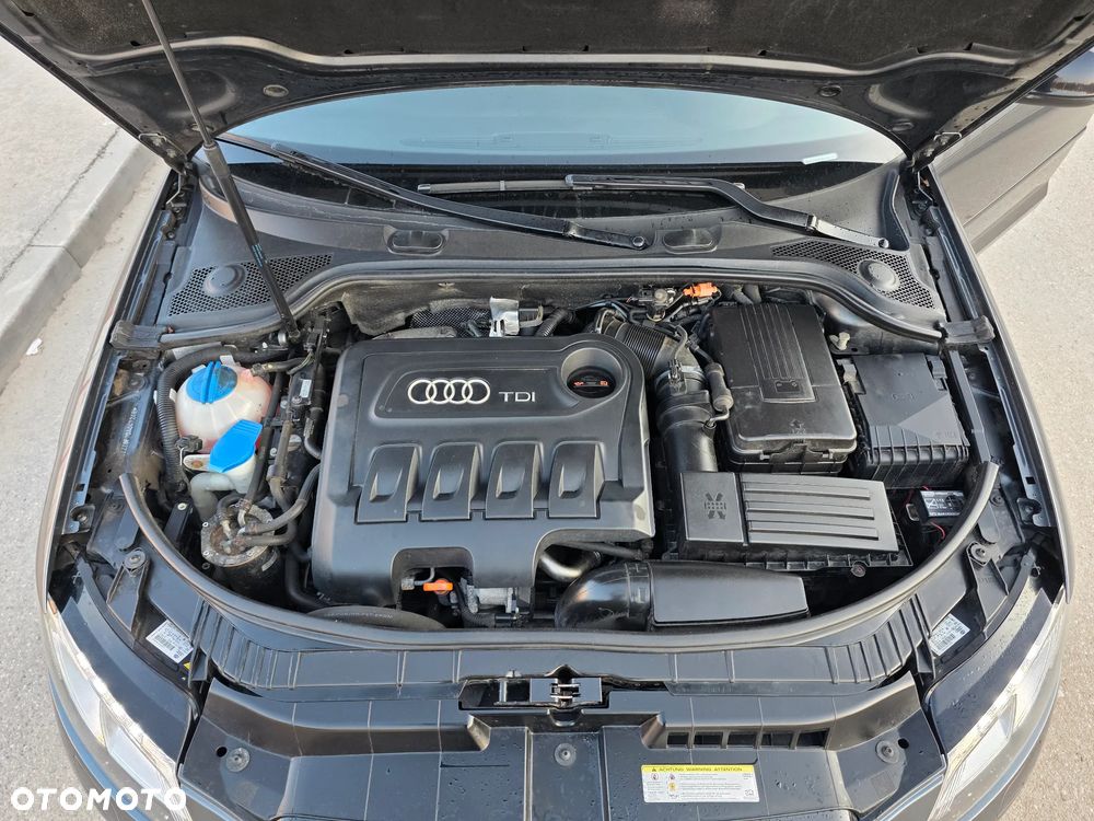 Audi A3 Sportback 2.0 TDI S line Sportpaket plus - 39