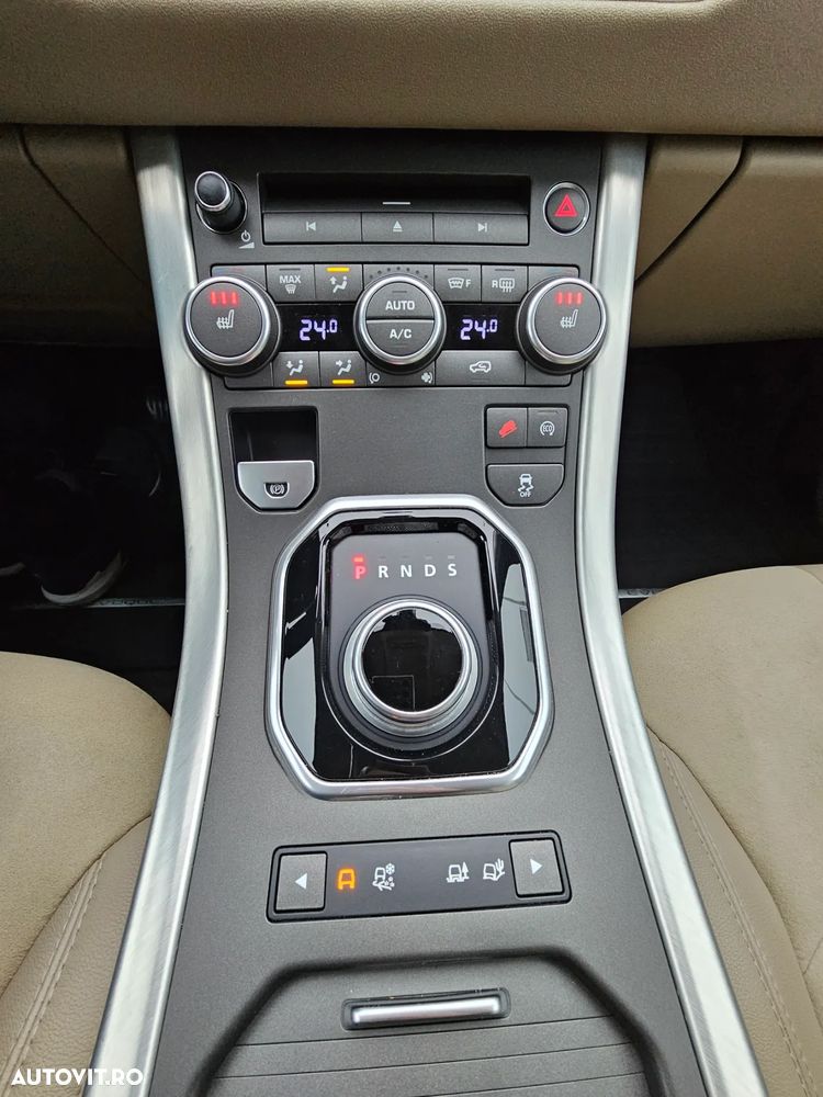 Land Rover Range Rover Evoque - 25