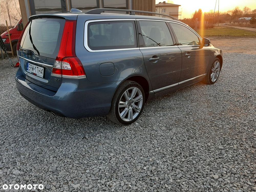Volvo V70 D4 Summum - 8