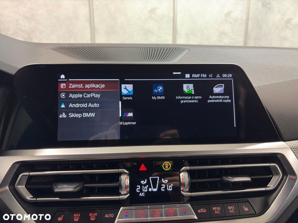 BMW Seria 3 330i xDrive M Sport sport - 21