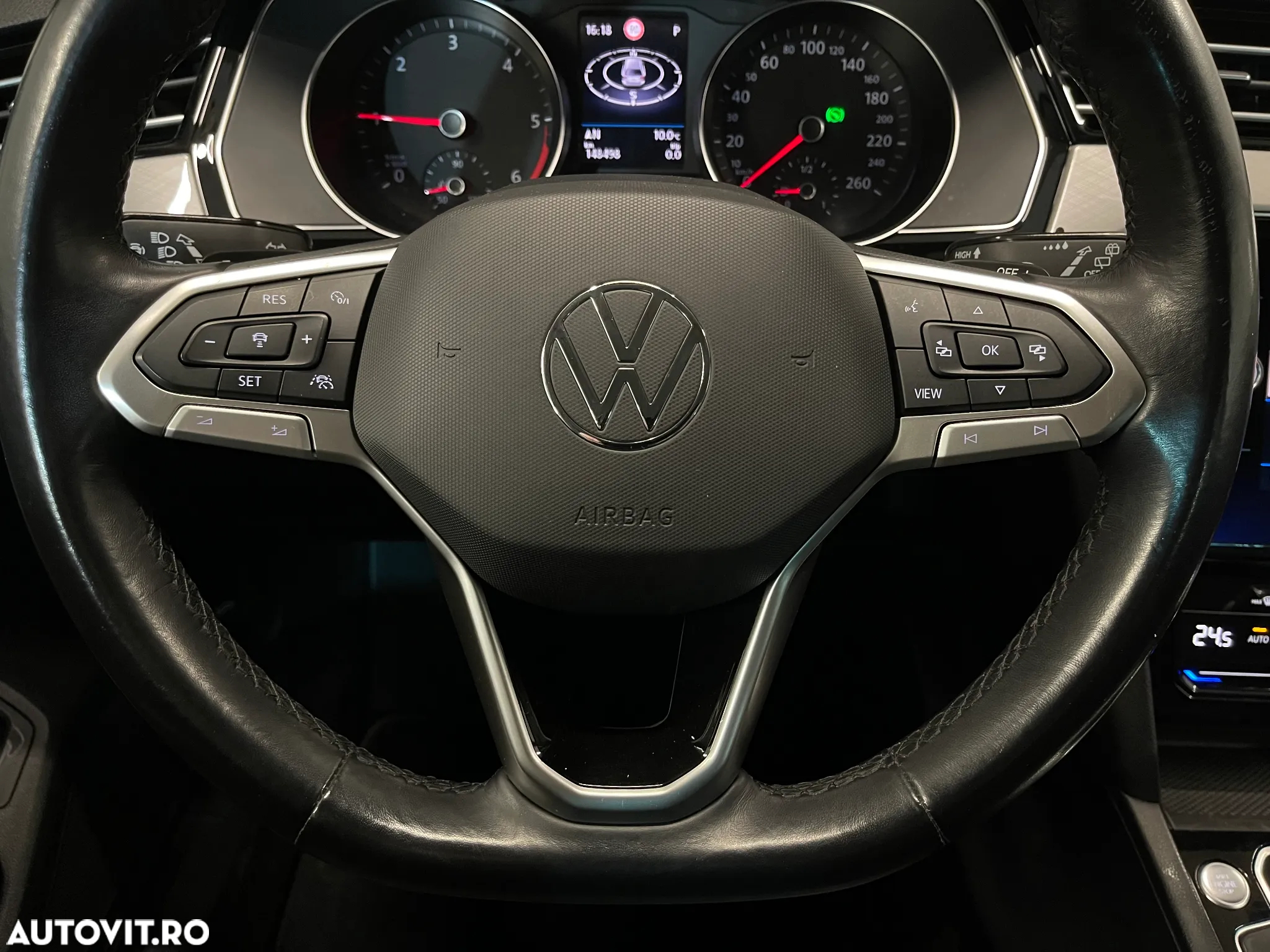 Volkswagen Passat Variant 2.0 TDI DSG Comfortline - 25
