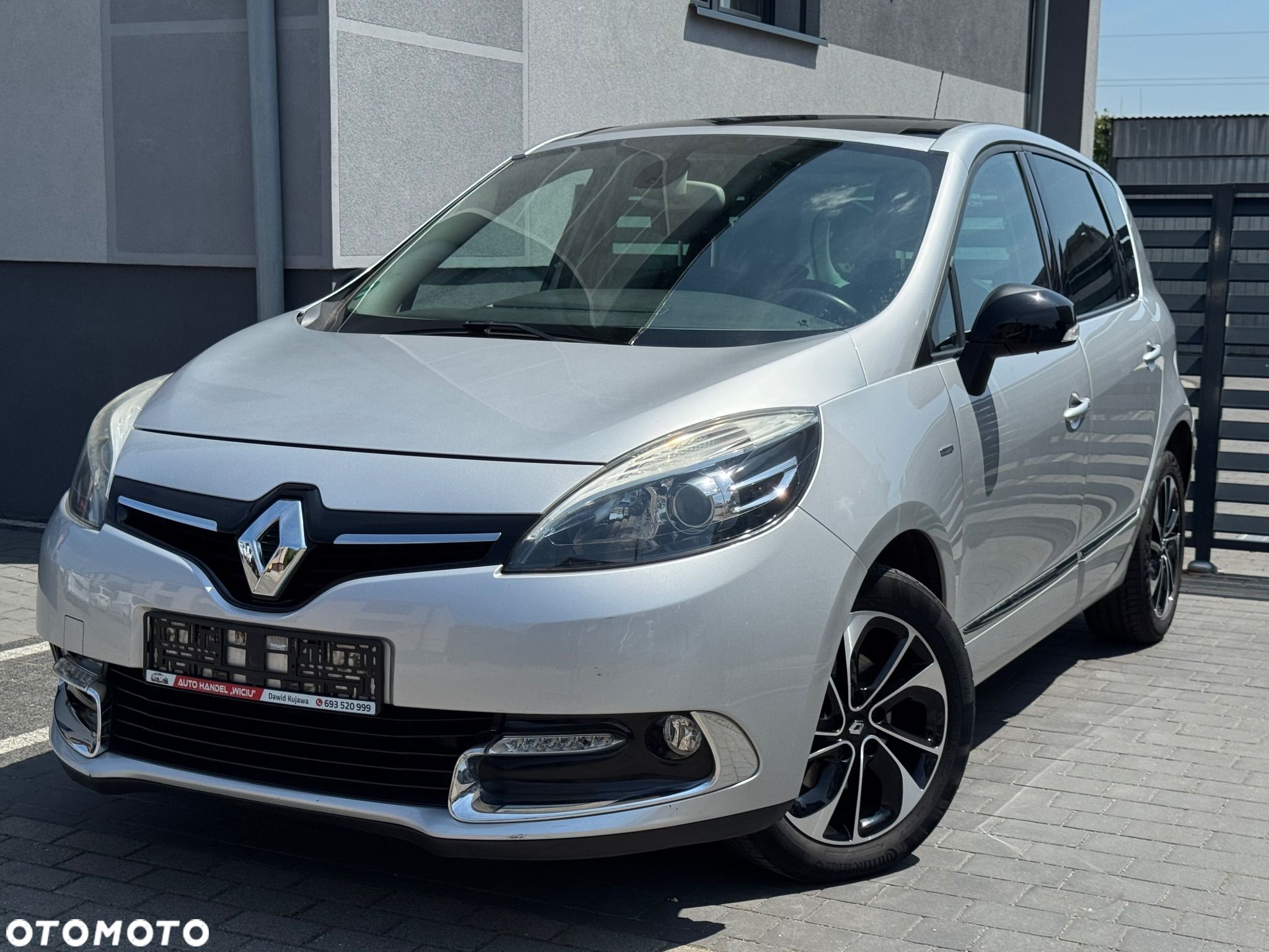 Renault Scenic 2.0 16V 140 CVT Bose Edition - 1