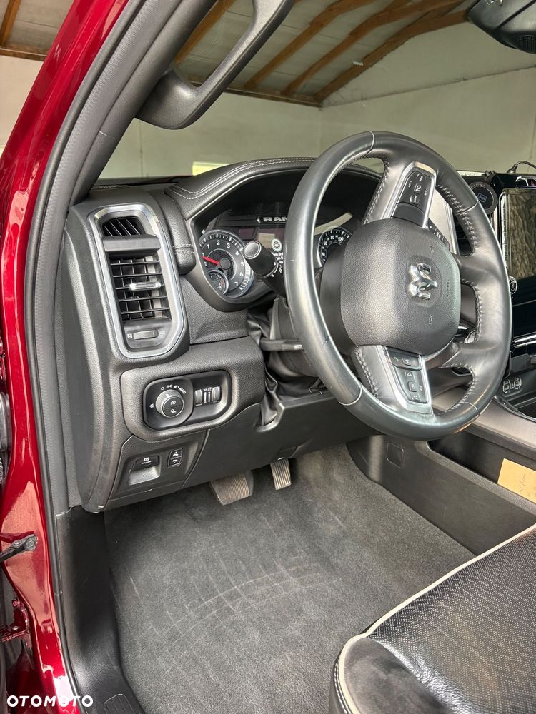 Dodge RAM 5.7 4x4 - 17