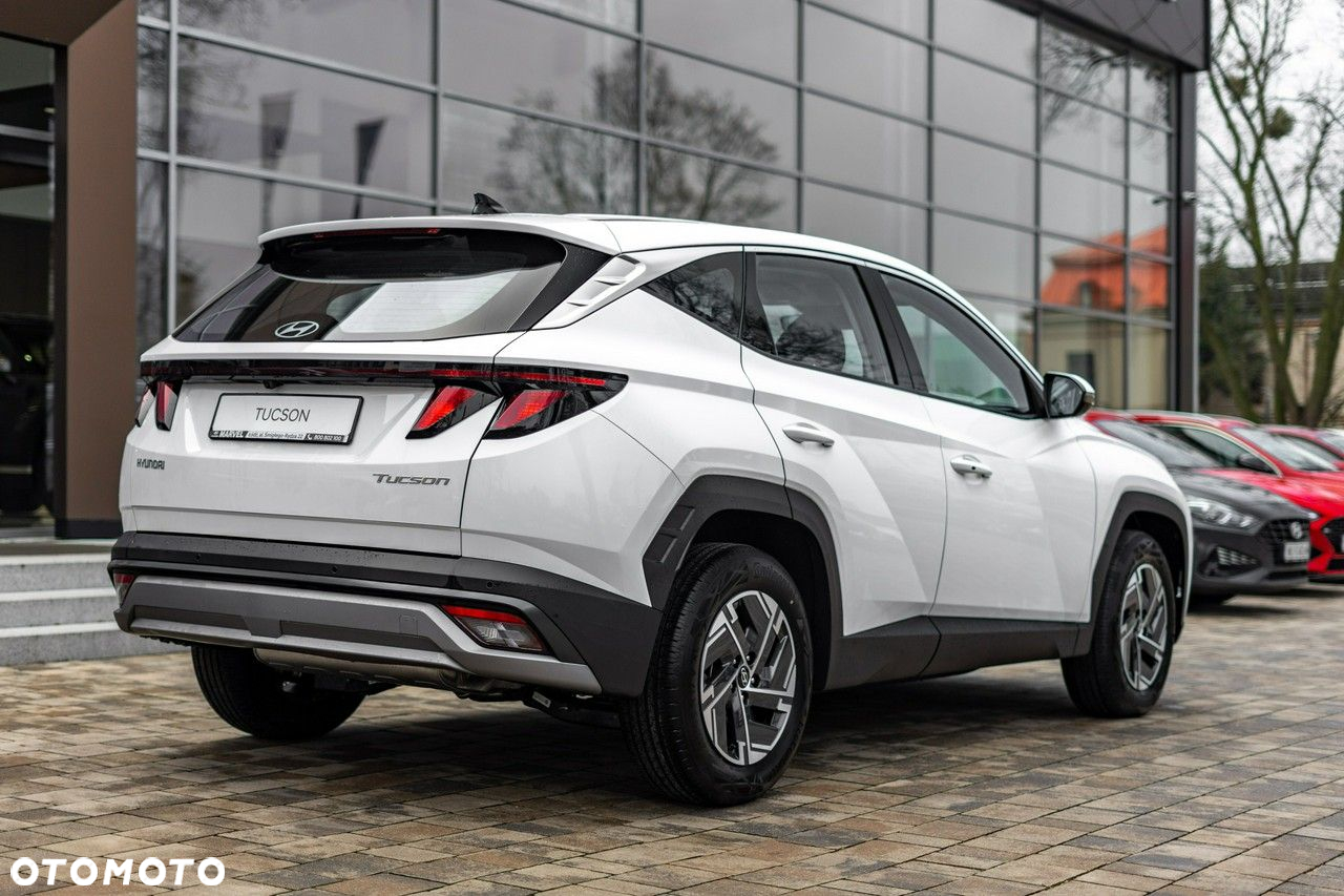 Hyundai Tucson - 2