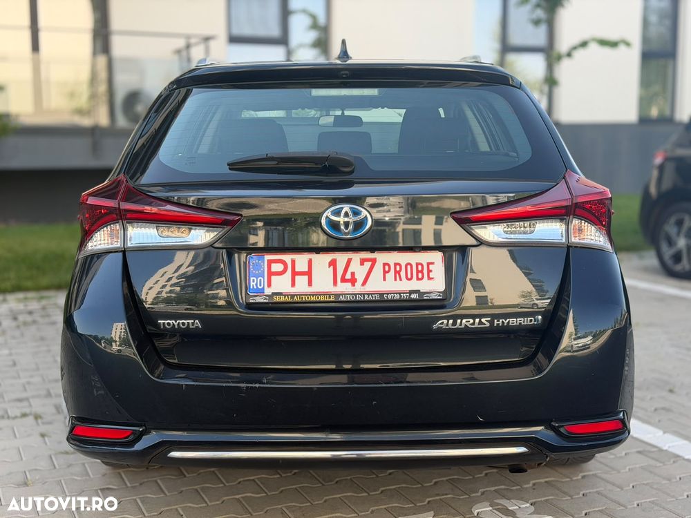 Toyota Auris - 5