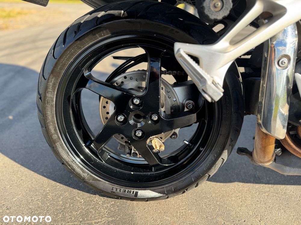 Honda VFR - 9