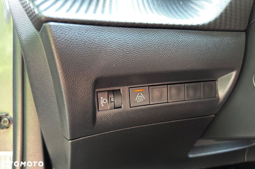 Peugeot 2008 1.2 PureTech Allure Pack S&S EAT8 - 25
