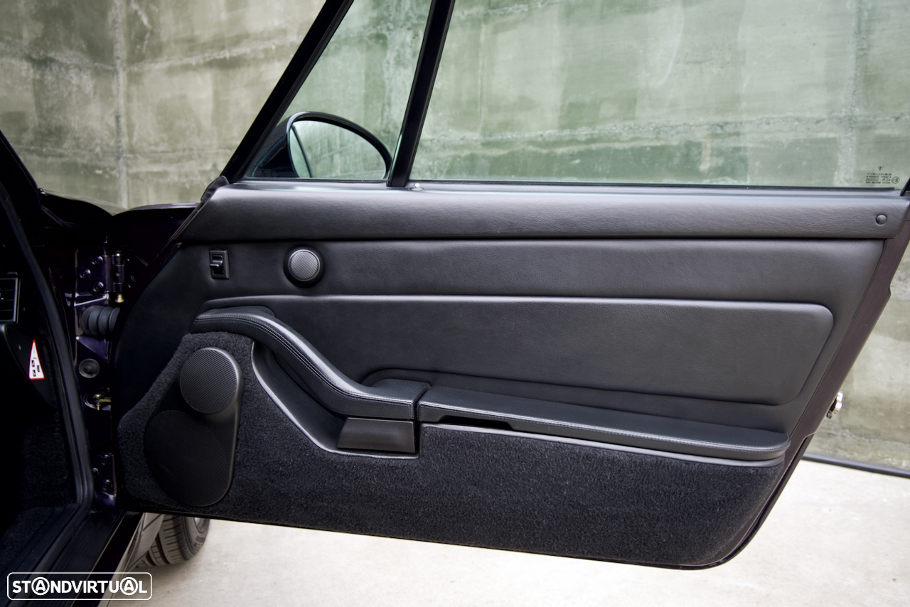 Porsche 911 (993) - 22