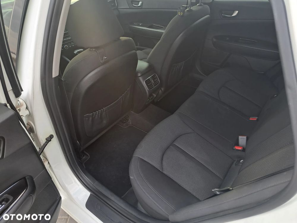 Kia Optima 1.7 CRDI L DCT - 11
