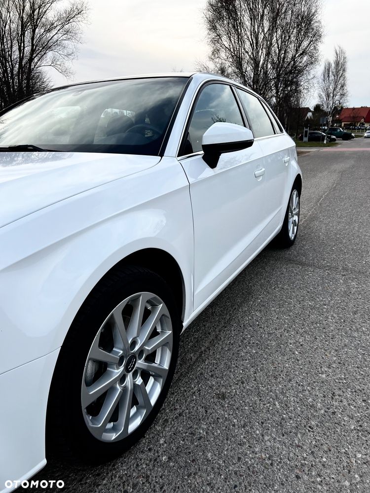 Audi A3 Sportback - 15